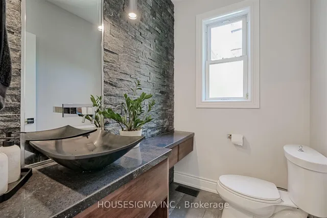 Additional image 18 of 5 Ridge Hill Dr