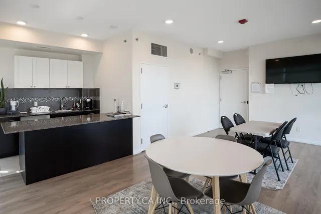 Additional image 47 of 2522 Keele St Unit 704