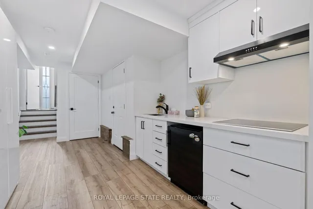 Additional image 6 of 136 Crafter Cres