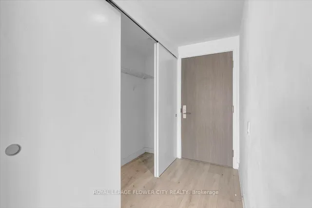 Additional image 21 of 161 Roehampton Ave Unit 4108