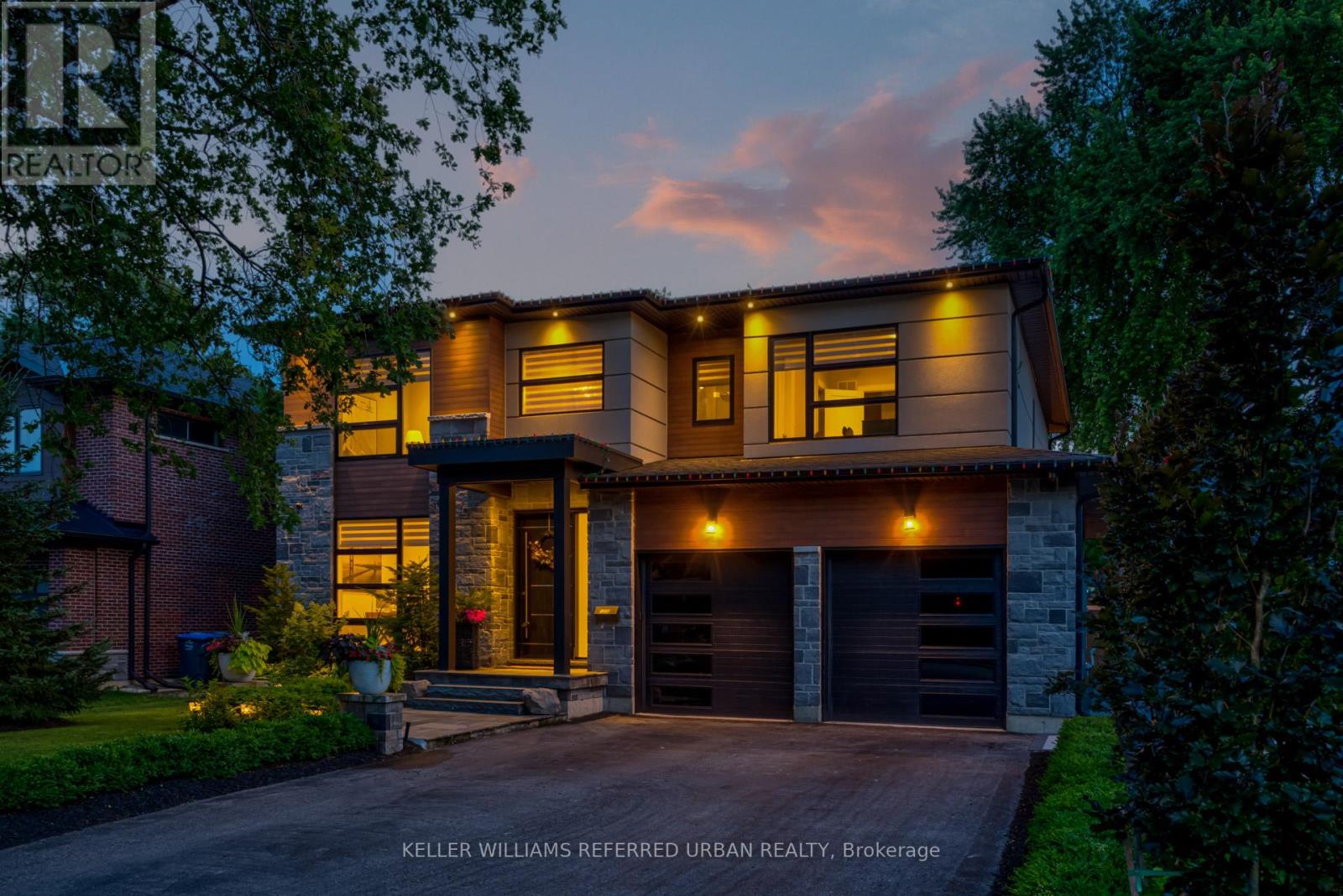 1376 APPLEWOOD ROAD|Mississauga (Lakeview), Ontario L5E2M1