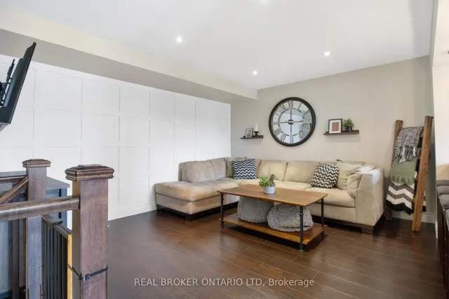 Additional image 9 of 100 Baycliffe Cres