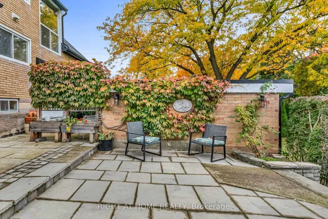 Additional image 37 of 1 Ridge Point Cres