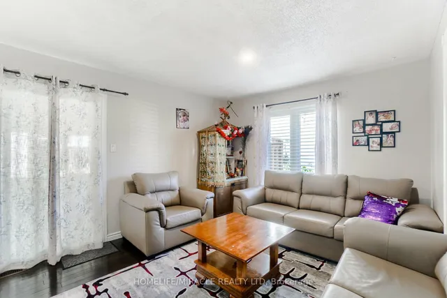 Additional image 15 of 34 Greenbush Cres