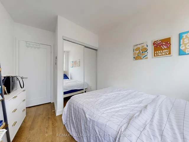 Additional image 21 of 10 York St Unit 1905