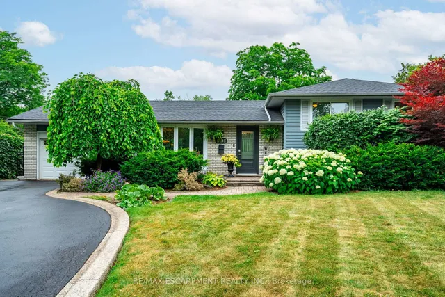 Additional image 3 of 5195 Cedarbook Cres