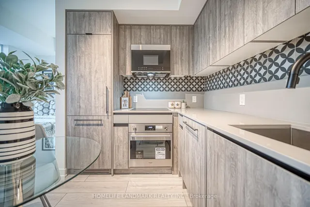 Additional image 10 of 1200 Dundas St Unit 407