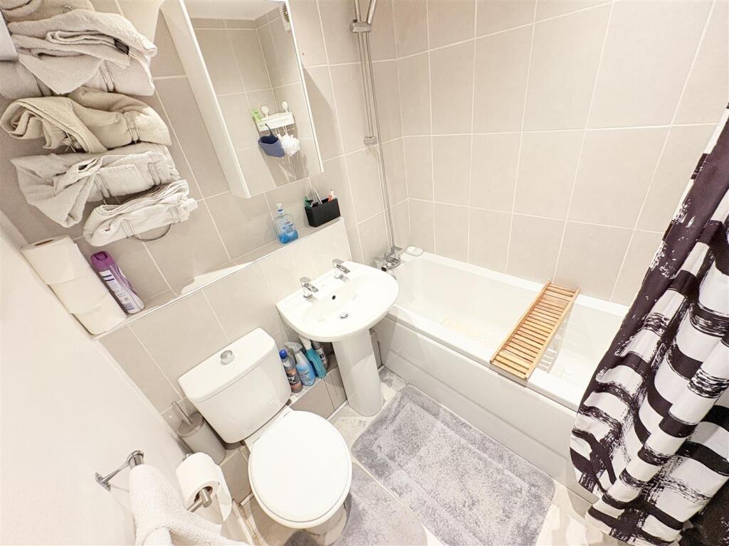 Additional image 12 of Jasmin Croft, Kings Heath