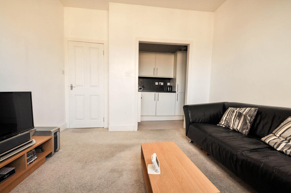 Additional image 9 of Esslemont Avenue