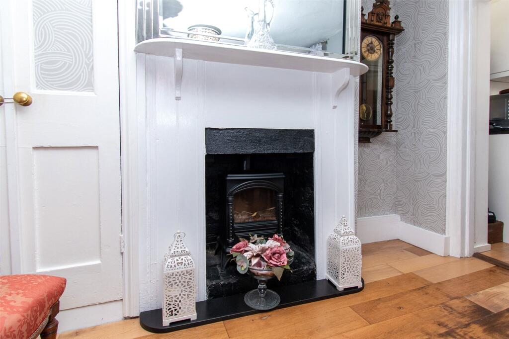 Additional image 21 of St. Peters Street, St. Albans, Hertfordshire, AL1