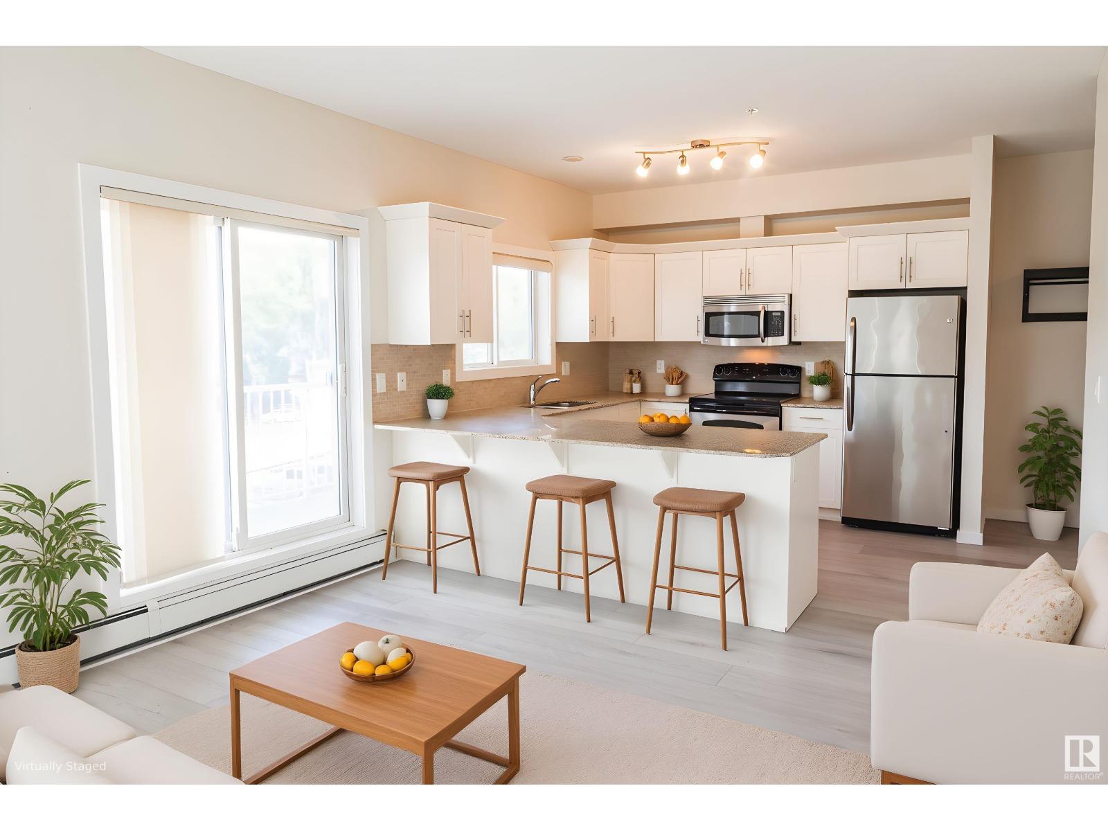 #304 10524 77 AV NW|Edmonton, Alberta T6E1N1