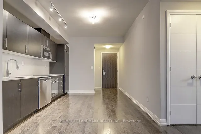 Additional image 2 of 460 Adelaide St Unit 701