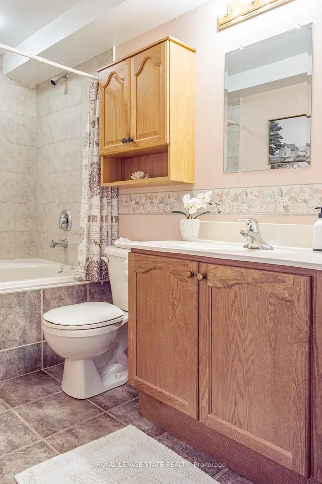 Additional image 19 of 2000 Creekside Dr Unit 805