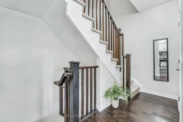 Additional image 23 of 16 Lakefront Dr