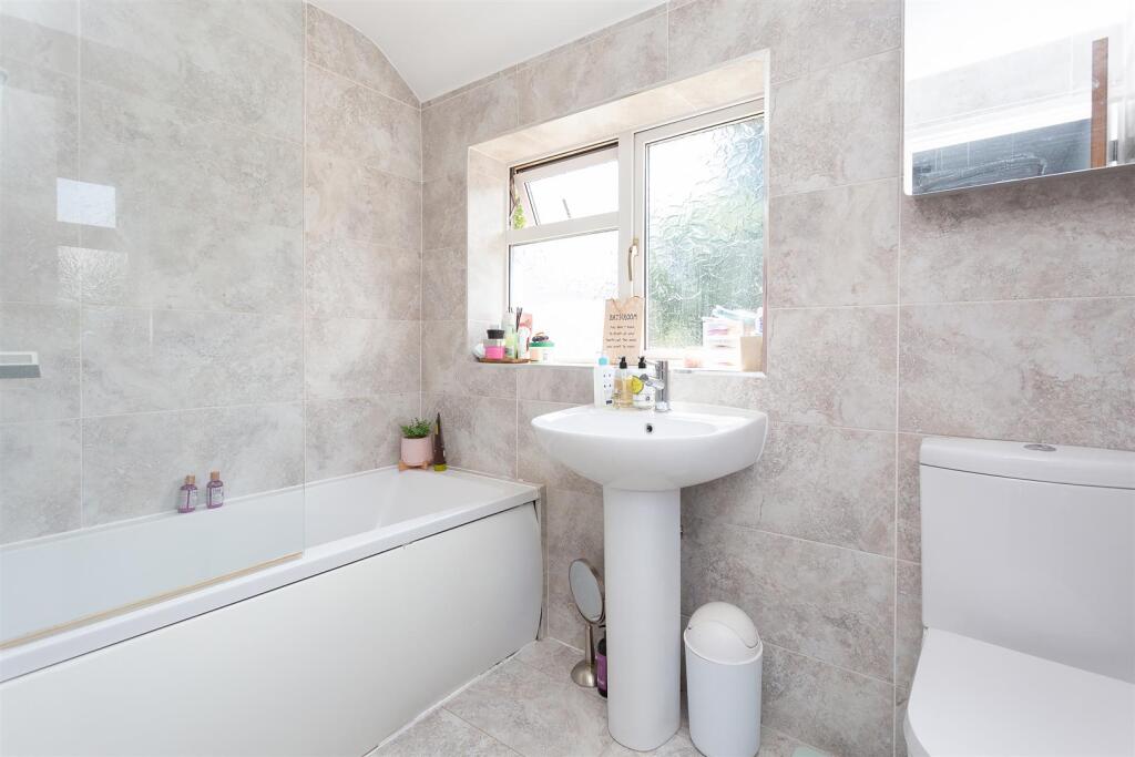 Additional image 10 of Molescroft, Harpenden