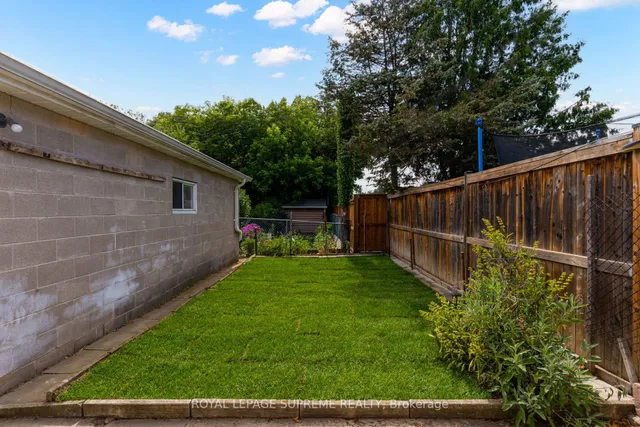 Additional image 33 of 12 Cameo Cres