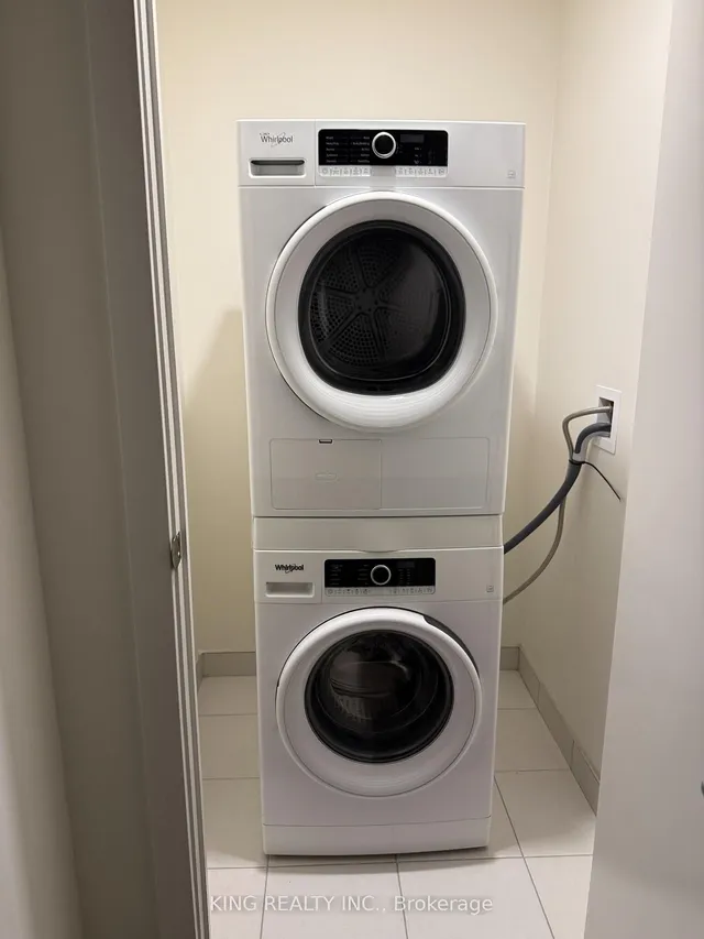 Additional image 13 of 212 King William St Unit 420