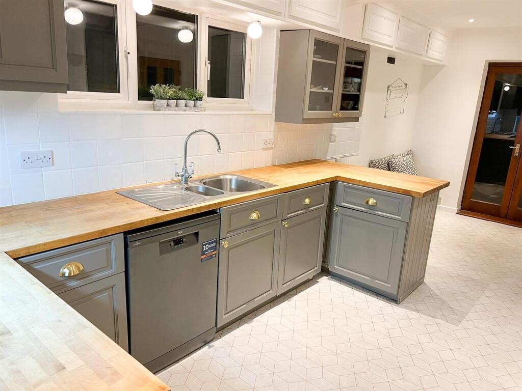 Additional image 3 of Townsend Lane, Harpenden