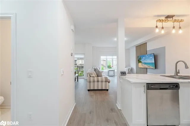 Additional image 7 of 316 Humphrey St Unit 43