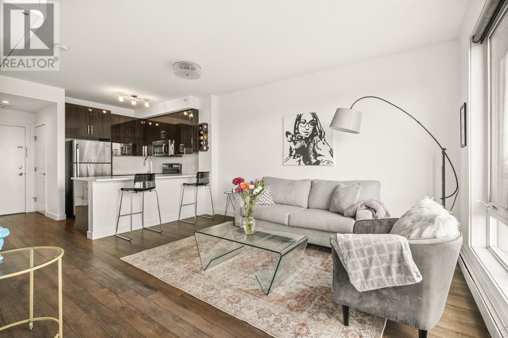 404, 607 17 Avenue NW|Calgary, Alberta T2M0N6