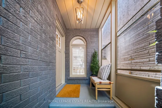 Additional image 3 of 6 Woodfield Rd