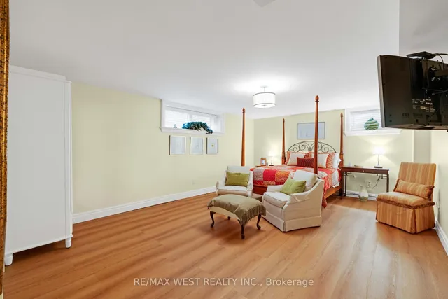 Additional image 38 of 119 Princess Anne Cres