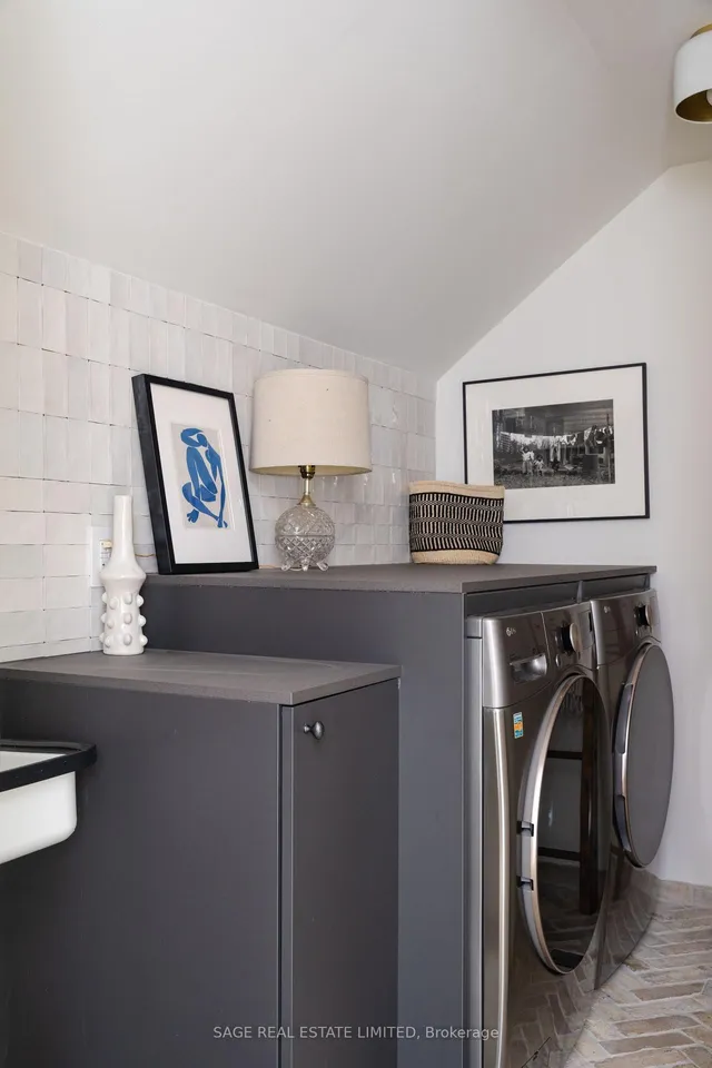 Additional image 27 of 239 Borden St