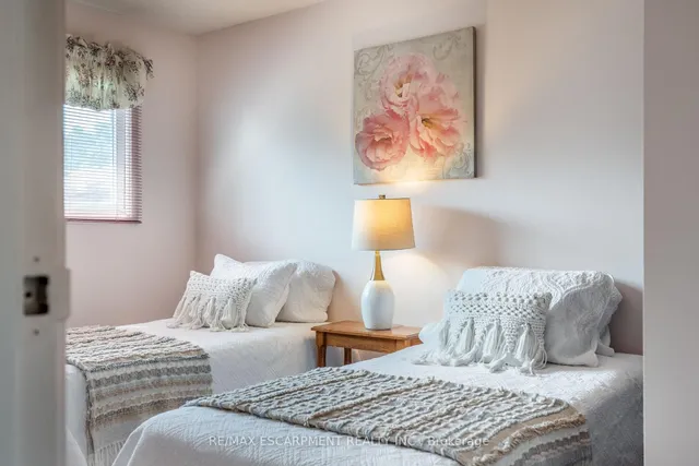 Additional image 22 of 2301 Cavendish Dr Unit 82