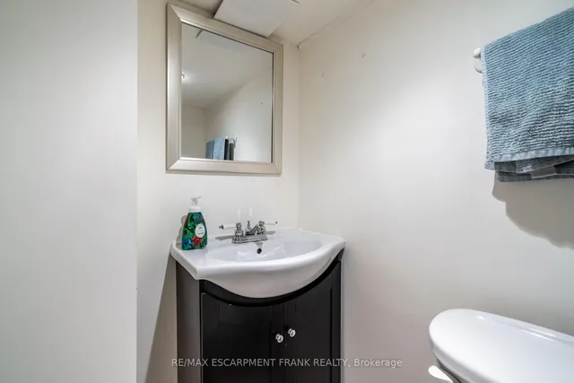 房产图片 35 - 209 东13街