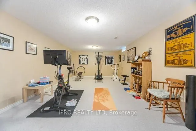 Additional image 42 of 37 Links Lane