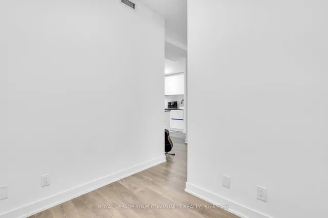 Additional image 17 of 108 Peter St Unit 3307