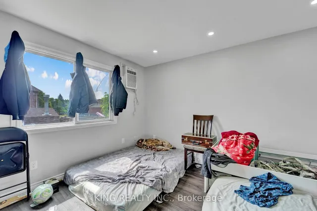 房产图片 20 - 24 Vogue Cres