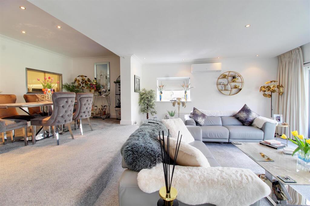 Additional image 5 of Bell Lane, Brookmans Park