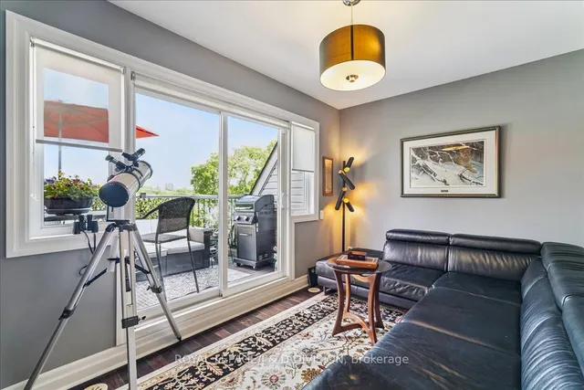 Additional image 25 of 361 Roehampton Ave