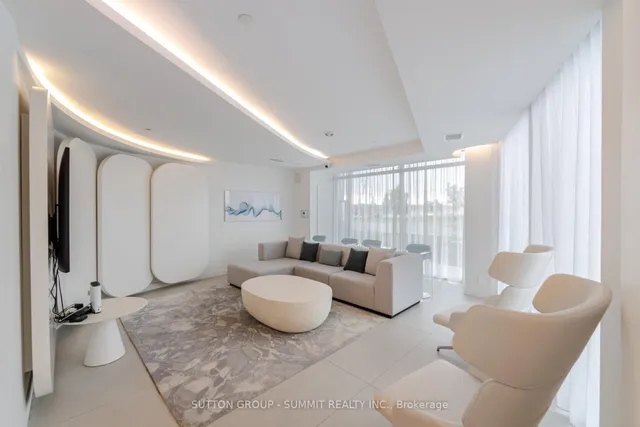 Additional image 7 of 3200 DAKOTA COMMON Unit #B-811