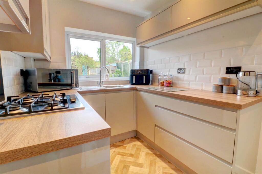 Additional image 9 of Gainsborough Crescent, Great Barr, Birmingham