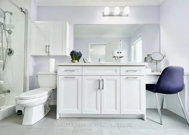 Additional image 23 of 975 Whitlock Ave Unit 20