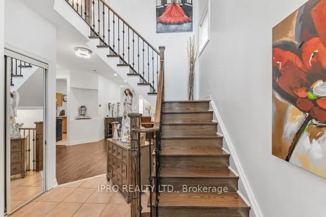 Additional image 4 of 792 Ledbury Cres