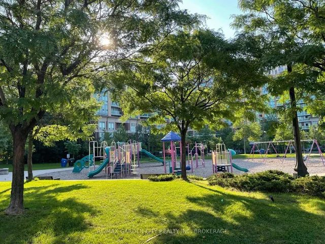 Additional image 25 of 5101 Dundas St Unit 1402