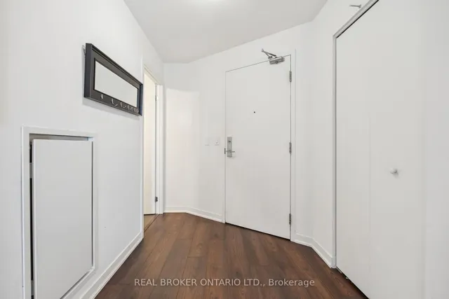 Additional image 5 of 51 East Liberty St Unit 1115