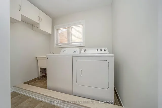 Additional image 25 of 82 Evanwood Cres