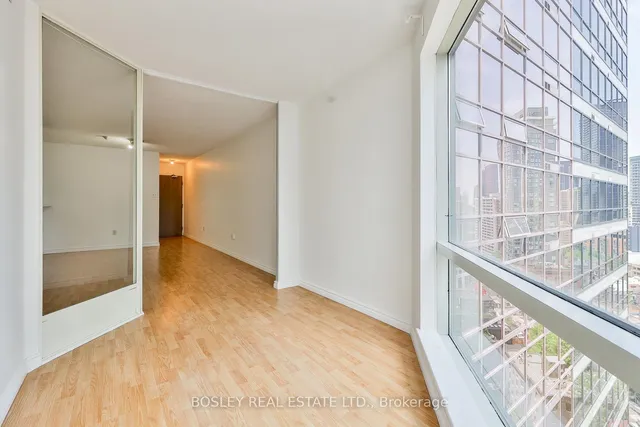 Additional image 12 of 1001 Bay St Unit 2108