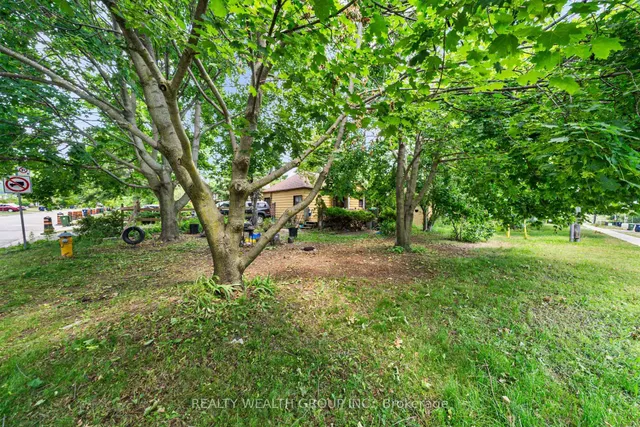 Additional image 14 of 4450 Lawrence Ave