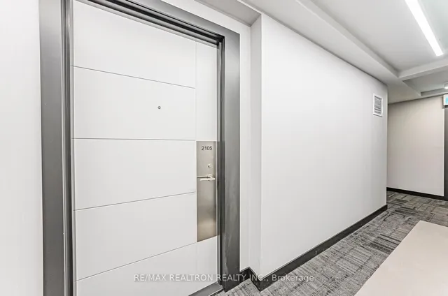 Additional image 34 of 203 College St Unit 2105