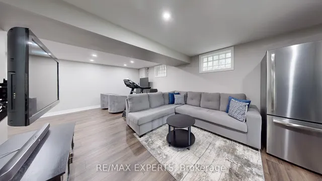 Additional image 31 of 105 Mercury Rd