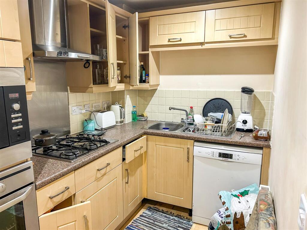 Additional image 10 of Russet Drive, St. Albans