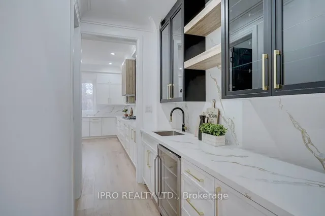 Additional image 17 of 12 Euclid Ave