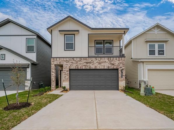 14975 Eagle Feather Dr, Houston, TX 