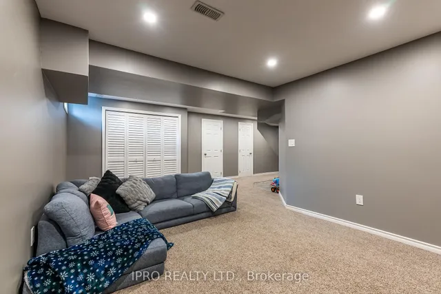 Additional image 36 of 25 Stoneglen Way