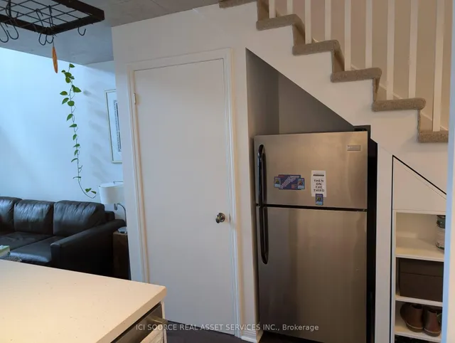 Additional image 12 of 954 King St Unit 319